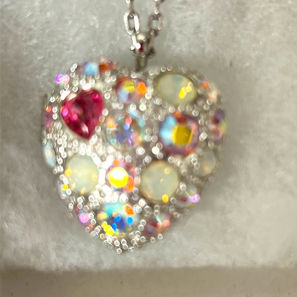 SWAROVSKI crystal Locket  New in box, never worn. - Picture 1 of 8